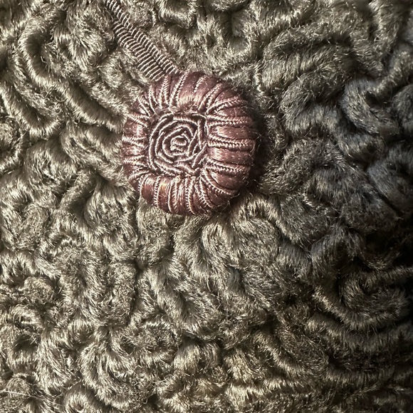 ASTRAKIN Made in France Styled by SPORTTOWNE Vintage 60s Persian Lamb Coat - Picture 4 of 9